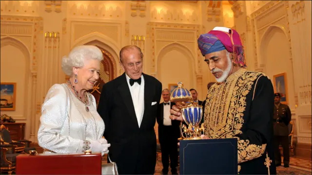 هدية من السلطان قابوس لملكة بريطانيا