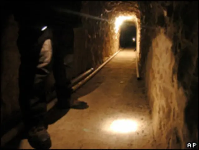 Descubren nuevo "narcotúnel" entre México y EE.UU. - BBC News Mundo