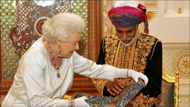 هدية من ملكة بريطانيا إلى سلطان عمان
