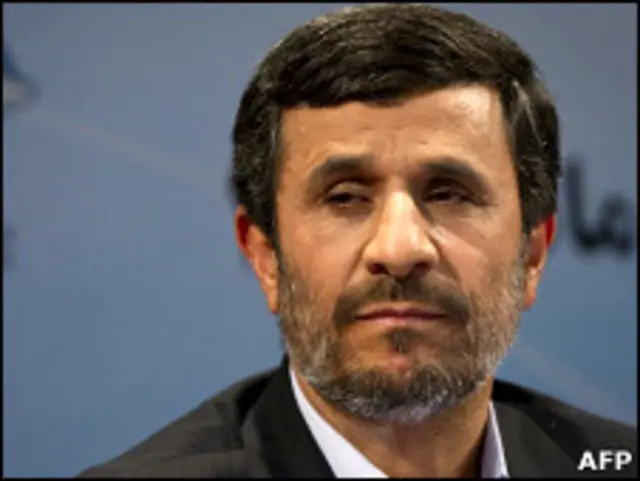 Президент Ирана Махмуд Ахмадинежад 29 ноября 2010 года