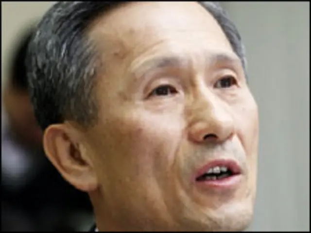 Ким Кван Чжин выступает в парламенте