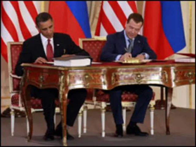 مدودف و اوباما