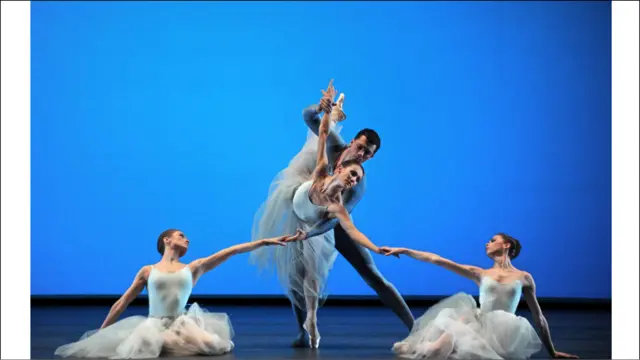 د بالي نڅاګر پولشوی د روسي نڅا زده کړې پرمهال 