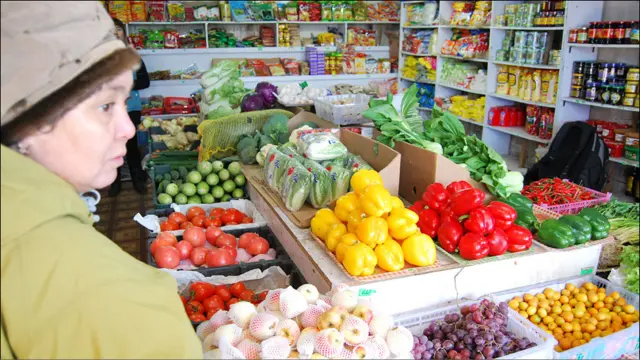 海參崴市場的中國超市擺滿各種中國商品和蔬果，受到當地俄羅斯人的歡迎。