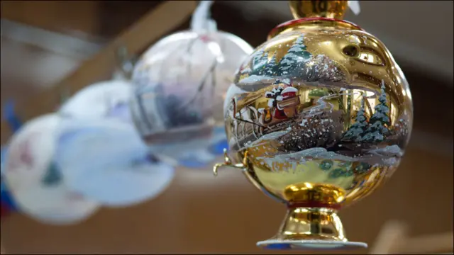 Елочная фигурка - самовар