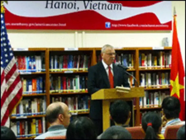 Đại sứ Hoa Kỳ tại Viêt Nam, Michael Michalak (Nguồn: ĐSQ Mỹ từ Hà Nội)