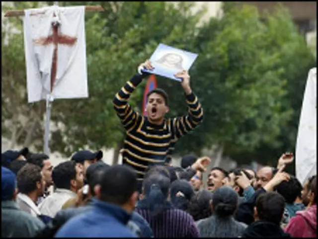 Umat Kristen Koptik tuntut perlindungan dari pemerintah Mesir.