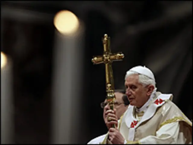 Paus Benedictus XVI dituding campuri urusan dalam negeri Mesir.