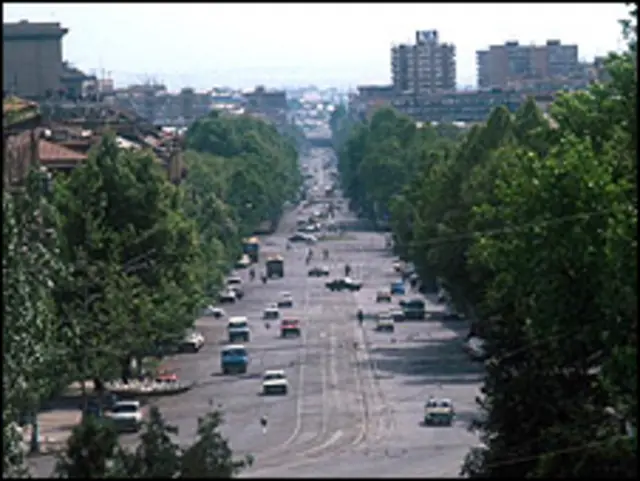 Улица Еревана