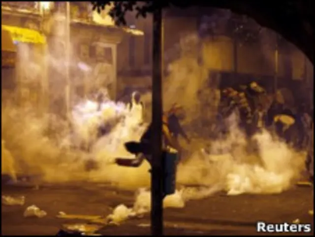 Хаос на улицах Алжира