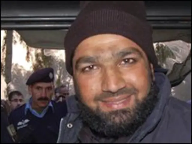 ممتاز قادری کو یکم اکتوبر کو موت کی سزا سنائی گئی تھی۔