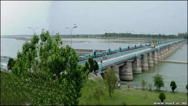 তিস্তা বাঁধ