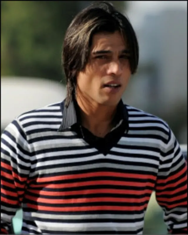 محمد عامر کے وکیل نے ٹریبونل سے استدعا کی تھی کہ وہ مقدمے کا فیصلہ فوراً نہ کرے