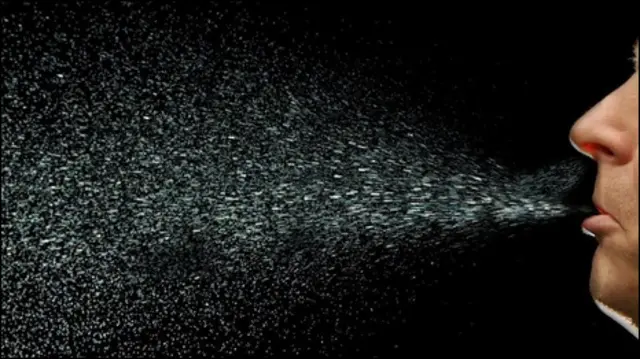 Akibat bersin, seorang laki-laki di Italia terselamatkan jiwanya. Peluru yang bersarang di kepalanya keluar lewat bersin itu.