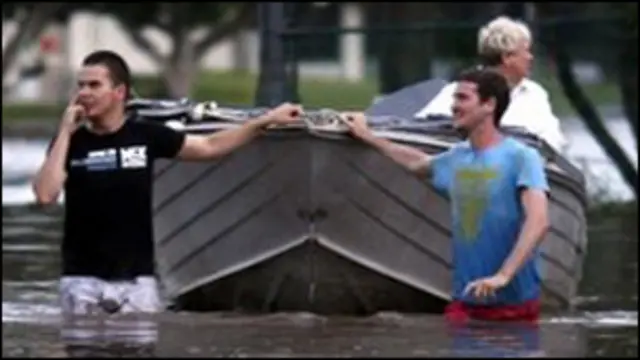 فيضانات توومبا