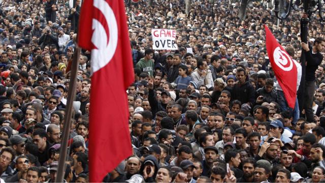 متظاهرون في تونس