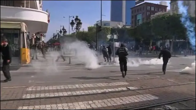 Pemuda Tunisia melancarkan demonstrasi untuk memprotes inflasi 