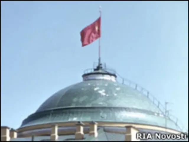 Советский флаг над Кремлем