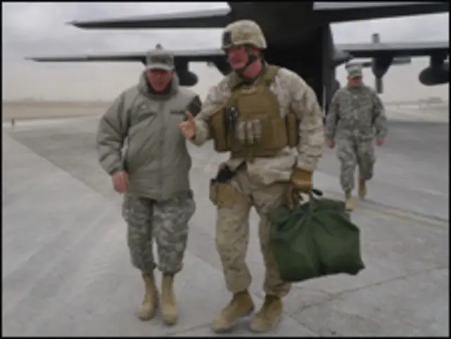 ښاغلي پيټرېیاس په ټوله کې د ملکي تلفاتو پېښې په افغانستان کې د ناټو د روان ماموریت پر وړاندې خورا حساسه موضوع او دا راز د دغو ځواکونو د قوماندان په توګه د خپل ځان په وړاندې د پام او اندېښنې وړ خبره وبلله .