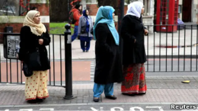 Muçulmanas em Londres (Reuters)