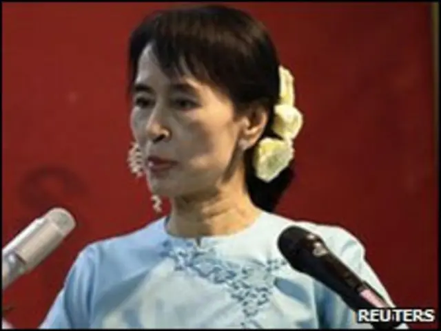 Bà Suu Kyi muốn dùng Internet để kết nối với giới trẻ