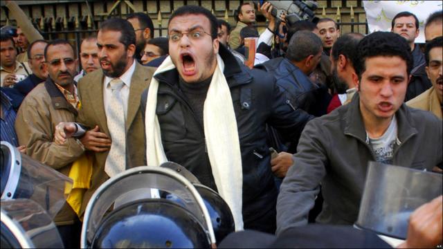بالصور: "يوم غضب" بمصر