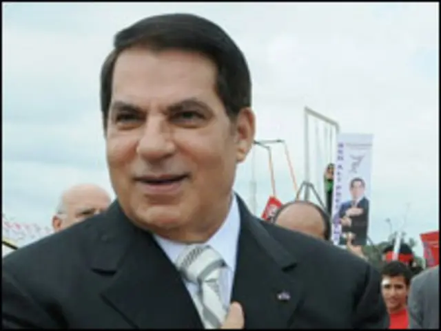 Ben Ali kini hidup di luar negeri