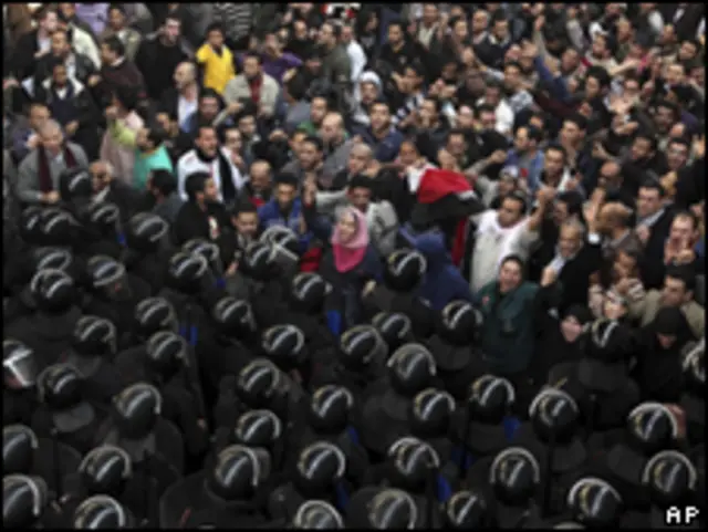 Manifestantes no Cairo