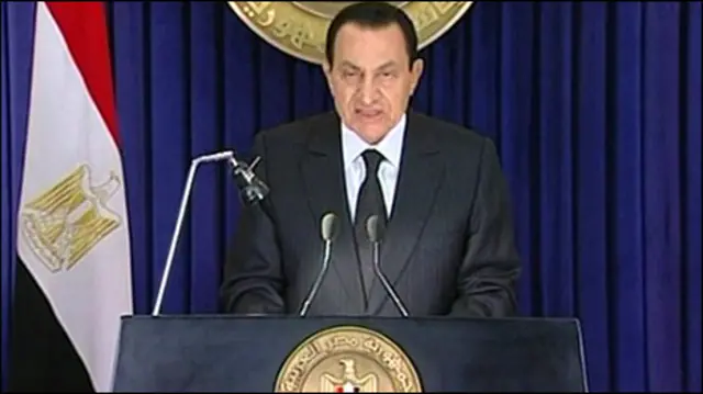 Presiden Husni Mubarak berpidato di televisi terkait aksi unjuk rasa