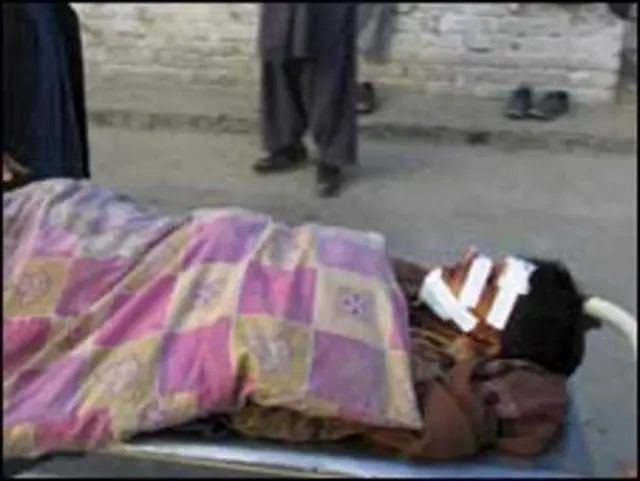 ملک کاکو وايي چې د طالبانو، حکومتي کسانو او ان د بهرنیانو مړي یو پرې سپاري.