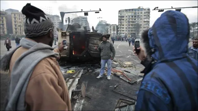 عوامی احتجاج کے چوتھے روز جمعہ کو مصر کے کئی شہروں میں احتجاج ہوا تھا