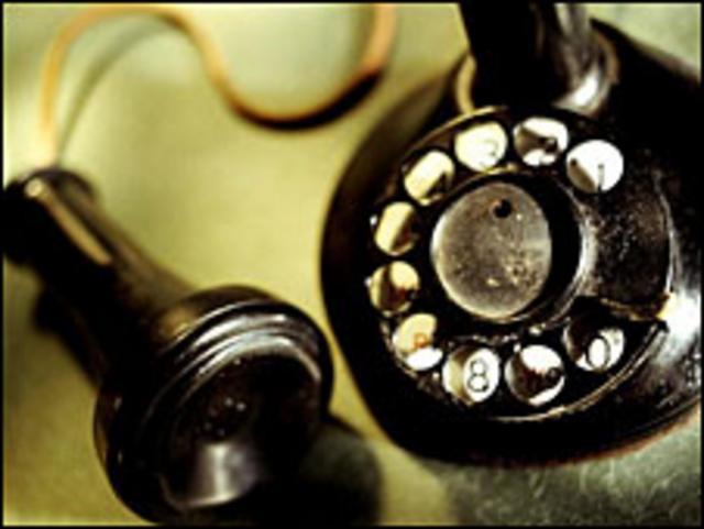 Un antiguo teléfono