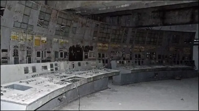 Bên trong phòng điều khiển của lò Chernobyl
