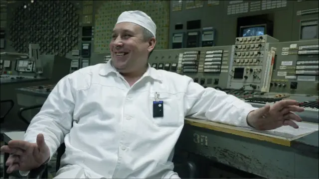 Ігор, який керує зміною на третьому реакторі, каже, що сумує за днями, коли станція працювала.
