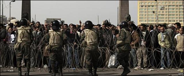 Manifestantes anti Mubarak en el "Día de la Despedida"