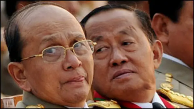 Presiden Burma, Thein Sein (kiri) diminta untuk terus mengembangkan kehidupan berdemokrasi.