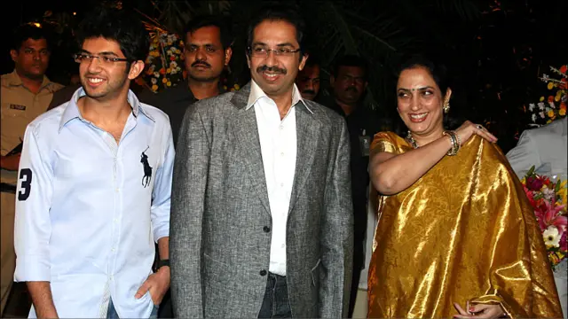 उद्धव ठाकरे और परिवार