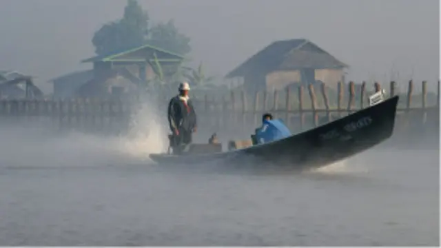 Kapal air di Birma