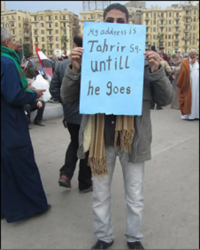 Người biểu tình kiên quyết đòi Tổng thống Mubarak từ chức