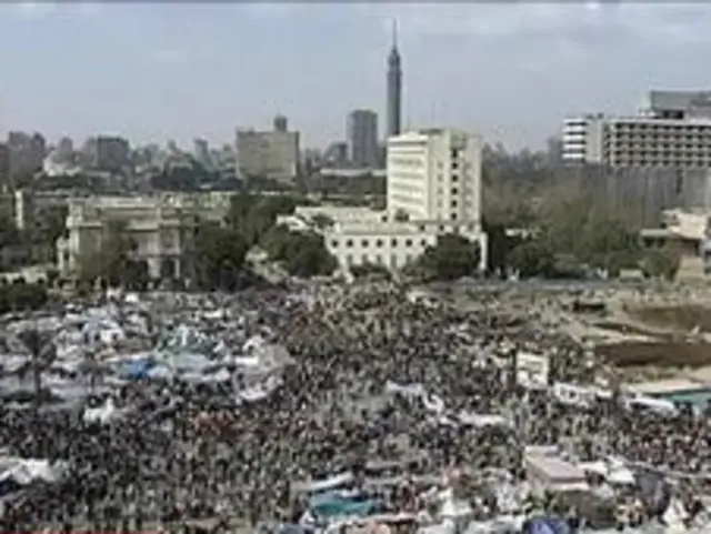 تحریر سکوائر کی صفائی ملک میں بڑی تبدیلیوں کی علامت ہے۔