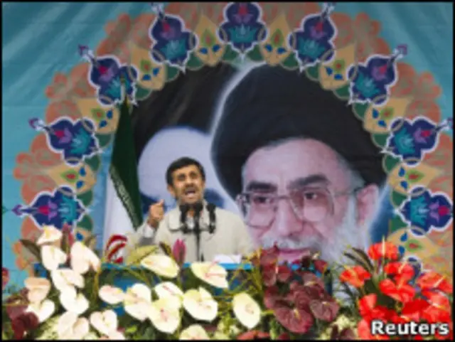 Presidente comparou crise no Egito à queda da monarquia no Irã