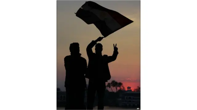 Pengunjuk rasa anti pemerintah di Sungai Nil 