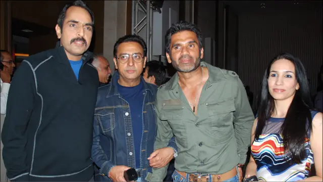 सुनील शेट्टी, गुलशन ग्रोवर