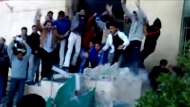 Unjuk rasa menentang pemerintahan Muammar Gaddafi di Tobruk, Libia