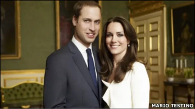 Офіційне фото заручин принца і Кейт. Фотограф Маріо Тестіно