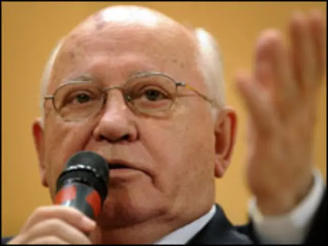 Горбачев СССР халқлари, жумладан, ўзбекистонликларга ҳам мамлакатнинг янги тарихида қиёси бўлмаган сиёсий эркинликларни берган эди