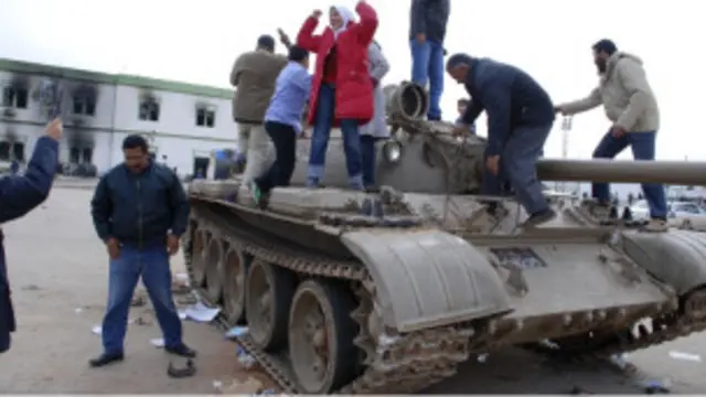 متظاهرون ليبيون