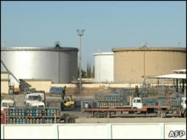 Campo petrolero en Libia