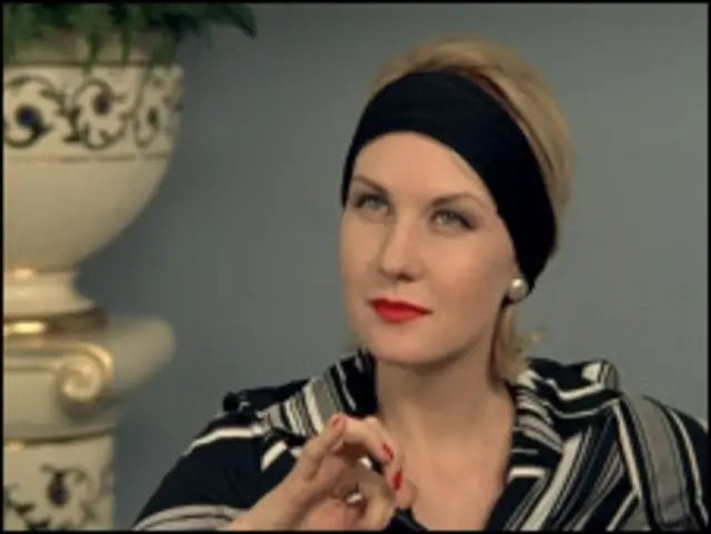 Рената Литвинова в фильме "Generation П"