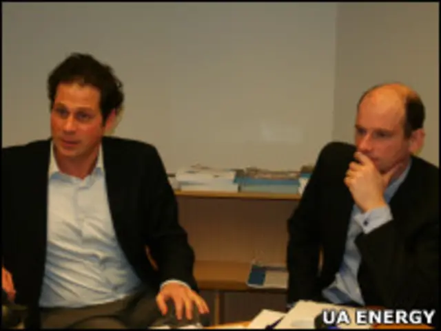 У секретаріаті EITI в Осло: голова секретаріату Йонас Моберг (праворуч) та регіональний директор Тім Біттігер (ліворуч)